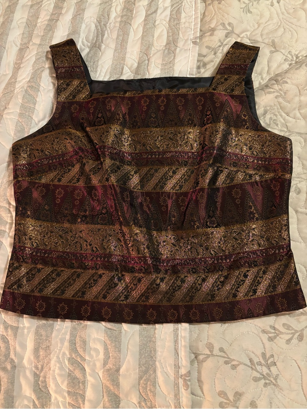 Womens Metallic Brocade Square-Neck Tank Top in Burgundy and Gold